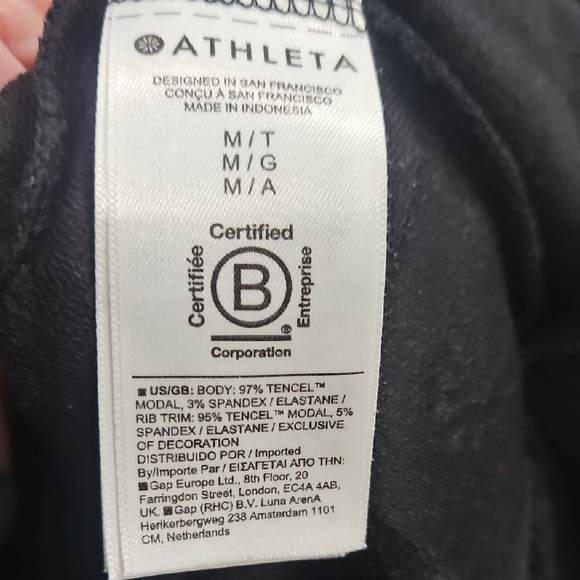 Athleta Black V-Neck Women's Sweatshirt Tee Size Medium - Picture 3 of 4
